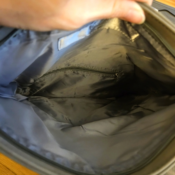 ION Color Brilliance Gray Suede-like Embossed Foldover Clutch Purse Bag - Picture 8 of 11